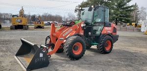 Chargeuse sur pneus Kubota R090 de haute qualité à prix d'usine, équipement de construction compact, performance fiable, certifiée CE - Product Image 6