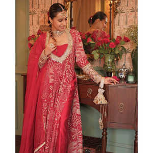 Robes de soirée de créateur, ensemble de tenue de soirée élégante avec broderie de miroir véritable, paillettes et travail de codage - Product Image 2