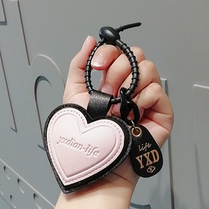 Vente en gros de porte-clés mousqueton en cuir PU de haute qualité pour sac à dos, idéal comme cadeau - Product Image 5