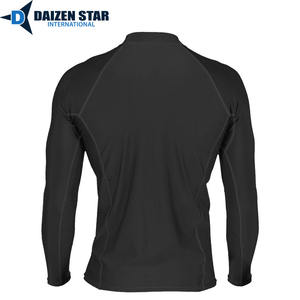 Camisetas de Protección Solar UPF50+ para Hombre al por Mayor |   Camisetas Deportivas de Compresión |   Poliéster Transpirable |   Fabricante de Sialkot - Product Image 5