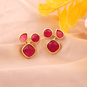 Pendientes de tuerca con gemas de rubí y jade, chapados en oro de 18k, de latón macizo, minimalistas, ligeros, para uso diario, elegantes, joyería de moda. - Product Image 2