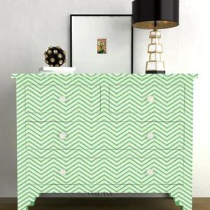 Cómoda con Estampado Chevron, Gabinete de Almacenamiento de Madera, Mesita de Noche para Dormitorio o Sala de Estar - Product Image 2