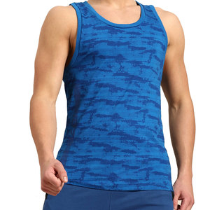 Chemises de sport sans manches en tissu durable et confortable, couleur unie, fabriquées au Pakistan. - Product Image 1