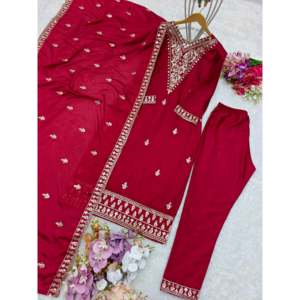 Ensemble haut de fête de créateur avec un magnifique dupatta, taille XL, pour les occasions spéciales - Product Image 2