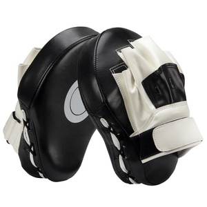 Vente en gros OEM de mitaines de boxe personnalisées en cuir Boxe Focus Kicking Pad Unisex Taekwondo Cuir de boxe incurvé Focus Mitaines de boxe - Product Image 1