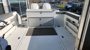 Kingfisher 3025 Offshore Destination 2023 - Product Image 4