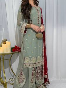 Ensemble de robe de mariée indienne pakistanaise élégante en georgette brodée, tenue traditionnelle pour femmes, longueur au sol, toutes saisons, coupe classique - Product Image 2