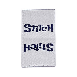 Etiquetas de Estilo Personalizables, Etiquetas de Tela Plegables por el Centro, Tejidas, Cortadas con Láser, Forma Rectangular, Etiquetas Lavables con Logotipo para Prendas - Product Image 1
