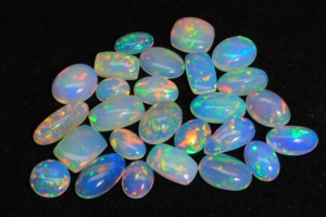 โอปอลแท้จากเอธิโอเปีย ทรงคาโบชอง 4-7 กะรัต แต่ละขนาด อัญมณีโอปอลสีรุ้ง ประกายกาแล็กซี่ โอปอลเอธิโอเปีย ของขวัญสำหรับเธอ - Product Image 6