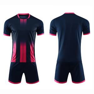 Maillots de football en gros – Ensembles de maillots de football 100 % polyester vierges, uniformes tricotés, t-shirts de sport personnalisables avec logo imprimé - Product Image 2