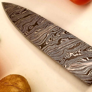 Couteau de chef en acier Damas, couteau de cuisine professionnel, outil de cuisson artisanal, lame de qualité supérieure pour la cuisine à domicile et les restaurants - Product Image 3