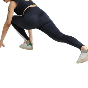 Ensemble de sport pour femmes de haute qualité, respirant et à séchage rapide, 2 pièces, comprenant un soutien-gorge de sport et un legging - pour le yoga - Product Image 5
