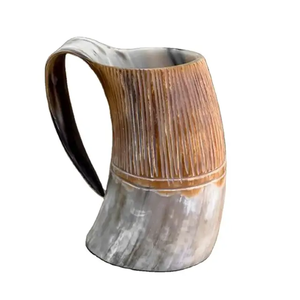 Chope à bière authentique en corne de Viking, étanche, fabriquée à la main, en corne naturelle, pour la réception de boissons médiévales - Product Image 4