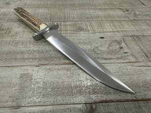 Couteau d'extérieur artisanal à lame en acier D2, manche en corne de cerf avec étui en cuir, couteau personnalisé - Product Image 1