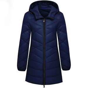 Manteau long matelassé pour femme, couleur unie et à motifs, service OEM, vente directe d'usine, veste longue matelassée pour femme - Product Image 5