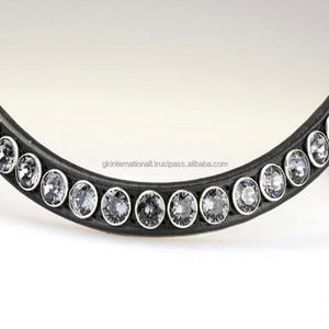 Bande de sourcil de cheval en cuir véritable noir décoré avec une chaîne luxueuse ronde en cristal noir et pierres brillantes à la fabrication en gros - Product Image 2