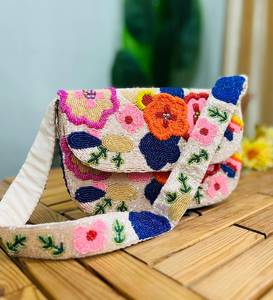 Porte-monnaie décoratif artisanal en coton brodé pour Noël et les fêtes, mini-portefeuille avec des motifs de fils colorés - Product Image 2