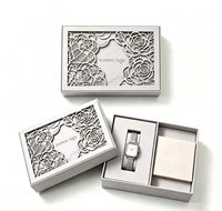 Boîte cadeau de montre personnalisée en carton rigide de luxe, découpée au laser, motif rose écologique, avec couvercle floral ajouré