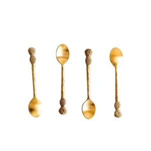 Cucharas de postre doradas hechas a mano, 4 piezas con asas de piña, Perfectas para bodas, artículos de hotel y cenas exclusivas - Product Image 1