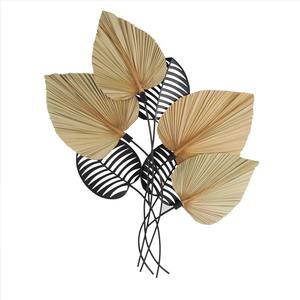 Decoración de pared metálica con diseño clásico de hojas, perfecta para pasillos o entradas, y para decoración de cocinas, procedente de la India. - Product Image 1