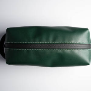 กระเป๋าเครื่องสําอางผู้ชายหนัง PU ป้องกันการสาดปรับแต่งด้วยโลโก้ - Product Image 3