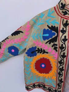 Chaqueta de Algodón Bordada Suzani Premium Hecha a Mano para Mujer, Estilo Bohemio Tradicional de Lujo, Abrigo Corto de Arte Folclórico, Venta Caliente 2026 - Product Image 3