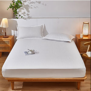 Sábana Ajustable de Microfibra de Poliéster Impermeable de Calidad Premium para Uso Hotelero, Tejido Transpirable, Fácil Mantenimiento y Ajuste Cómodo - Product Image 1
