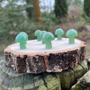 Aventurina Verde Natural Tallada en Forma de Hongo, Cristal Curativo de Aventurina para Reiki, Meditación, Decoración Feng Shui, Venta al por Mayor - Product Image 3