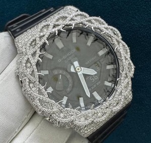 นาฬิกา Thorn Crown Iced Out Moissanite สไตล์ฮิปฮอป ประดับเพชรหรูหรา หน้าปัดสีดำ - Product Image 3
