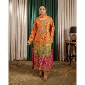 Conjunto de ropa de fiesta XL Top-Bottom y Dupatta de diseñador con aspecto elegante - Product Image 6