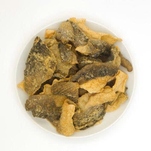 Tasty Salted Egg Salmon Skin Snack Crispy Fish Skin Chips High Protein Seafood Snack for Distributors and Stores