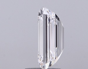 Élégant diamant blanc de laboratoire de 3,55 carats, couleur E, pureté VVS1, taille émeraude, polissage excellent, qualité supérieure pour la fabrication de bijoux, approvisionnement export. - Product Image 3