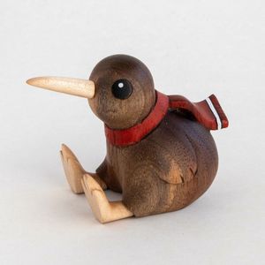 Sculpture d'oiseau kiwi en bois pour cadeau décoratif et accent de décoration intérieure rustique - Product Image 1