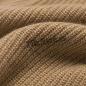 Cardigan doux au toucher, confort durable et look épuré, cardigan en tricot pour tous les jours avec texture douillette et facile à porter - Product Image 4