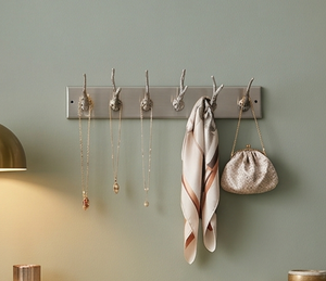 Premium Metal Organizer With 6 <b>Hooks</b> Modern Design Perfect For Stylish Home Decor And Room Arrangement - Product Image 6