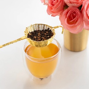 Elegante Infusor de Té y Café Dorado, Colador de Espresso Metálico para Cocina y Mesa, Accesorio para el Hogar - Product Image 5