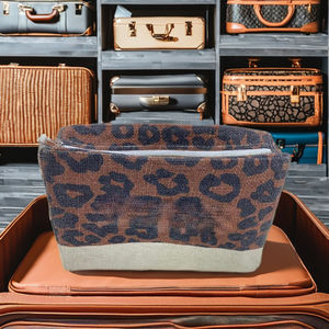 Pochette cosmétique de luxe en toile de coton à motif imprimé personnalisé Nouvelle collection de luxe avec trousse de maquillage à fermeture éclair à la mode pour femmes - Product Image 1