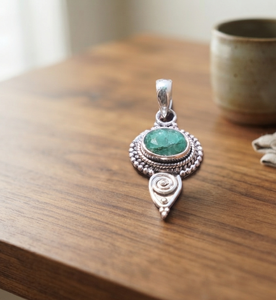 Pendentif en émeraude verte ovale naturelle, argent sterling 925, bijoux faits à la main, plaqué or rose jaune, cadeau pour elle - Product Image 6