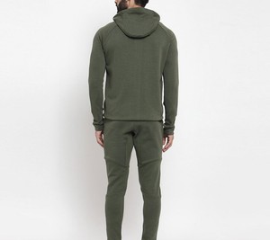 Services OEM en gros RAPID SPORTS Ensemble de survêtement de yoga deux pièces en polaire à capuche pour homme, haut court à manches longues, effet push-up fessier, uni ou imprimé - Product Image 4