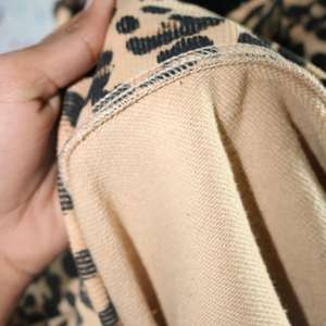 Sudadera con Cuello Alto y Estampado de Leopardo, 100% Bordado con Apliques, Sudadera de Cuello Ancho con Hilos Finos - Product Image 6