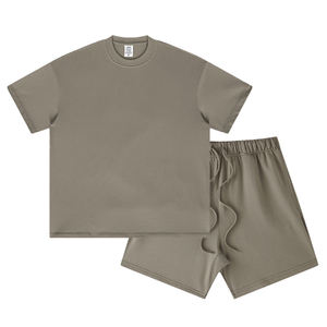 ชุดสูทปักลายผู้ชาย สตรีทแวร์ ชุดสองชิ้น สไตล์ไฮสตรีทลำลอง ชุดแทรคสูทผู้ชาย สีพื้น เสื้อยืดและกางเกงขาสั้นแบบสั่งทำ - Product Image 6