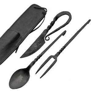 Ensemble de couverts médiévaux, parfait pour les repas en famille, collection de vaisselle vintage intemporelle, ensemble couteau, fourchette et cuillère en acier inoxydable - Product Image 4
