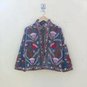Veste d'Hiver Unisexe Vintage Boho avec Broderie Floral Suzani Tricoté Rembourrage Velours Coton-Ethnique Chic Outerwear - Product Image 1