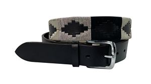 Cinturón de cuero negro hecho a mano en Argentina con hebilla de acero inoxidable. - Product Image 6