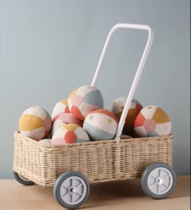 Chariot de rangement en osier pour enfants avec roulettes, organisateur de jouets, panier en fibres végétales écologiques, type rectangulaire sur pied - Product Image 1