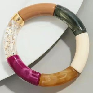 Bracelet en résine au charme vintage haut de gamme avec un attrait luxueux distinctif pour les tendances de la mode féminine moderne - Product Image 2