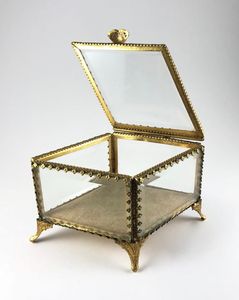 Cajas de Joyería de Vidrio Biselado Hechas a Mano y Personalizadas con Marco de Metal para Organizadores de Joyas, Cajas de Almacenamiento de Metal y Vidrio - Product Image 1