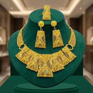 Ensemble de bijoux Naykk Creations pour femmes plaqué or 24 carats, 4 pièces - Cadeau élégant fait main de haute qualité pour mariage et fiançailles - Product Image 3