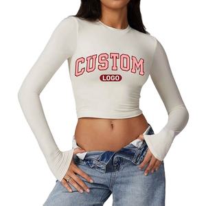 Camiseta ajustada de algodón de manga corta para mujer, con logo personalizado, estilo casual y urbano, top de moda, superventas. - Product Image 1