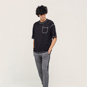 เสื้อยืดคอกลมผู้ชายไซส์ใหญ่ รุ่นยอดนิยม บริการ OEM ทรงปกติ ระบายอากาศได้ดี ผ้าฝ้าย 100% คุณภาพสูง แบบเรียบง่าย สวมใส่สบาย - Product Image 1